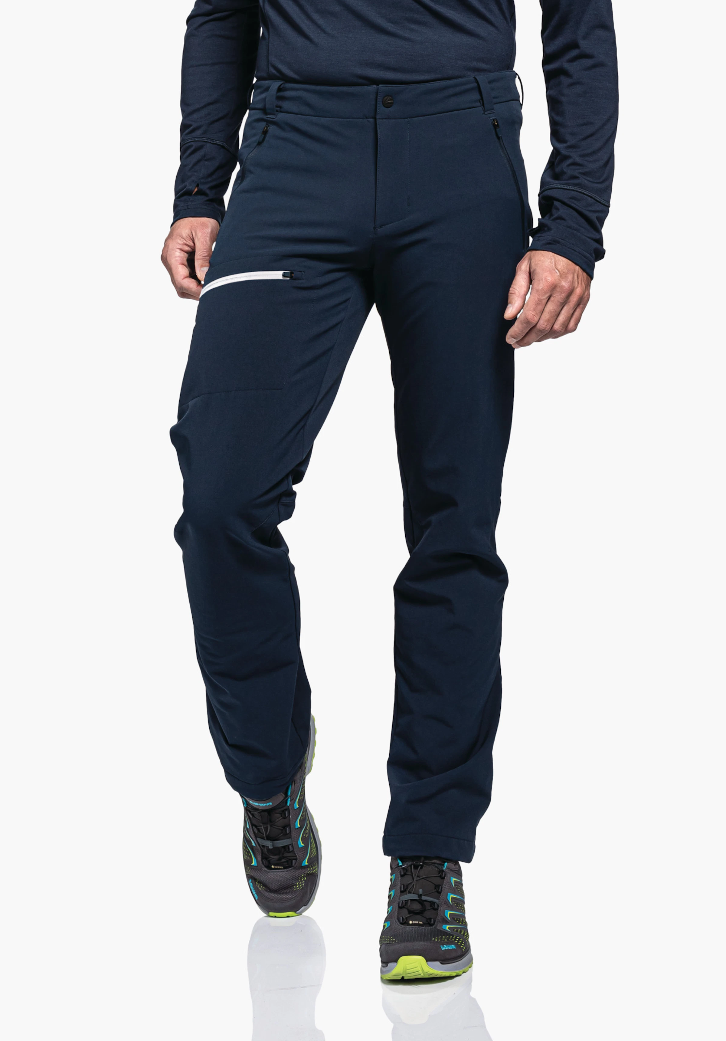 Pants Folkstone Warm M dunkelblaue Outdoor-Hose; Person trägt sie und geht vorwärts; seitliche Tasche mit weißem Reißverschluss; sichtbarer Unterkörper auf weißem Studiohintergrund; dazu Sportschuhe.