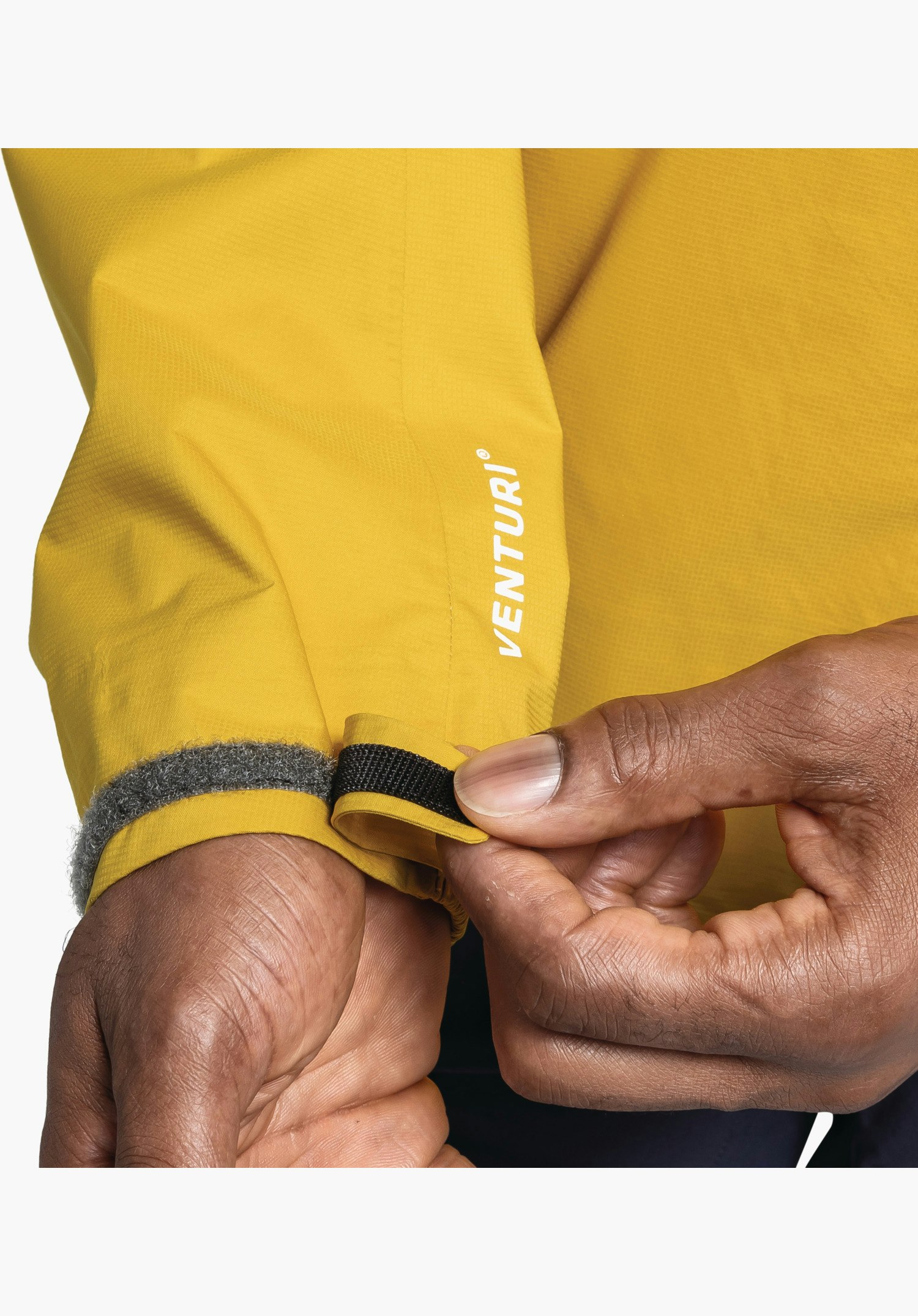 2.5L Jacket Tarvis M