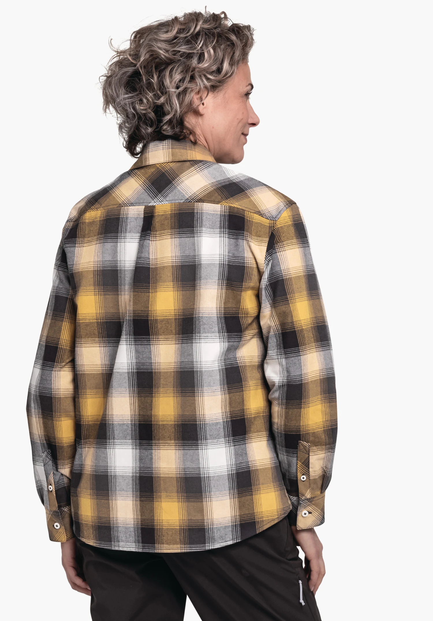 Blouse Style Limedes WMS geruit overhemd met lange mouwen in geel, zwart en wit, losvallend; gedragen door een persoon in achteraanzicht die zijwaarts naar rechts kijkt, voor een lichte achtergrond.