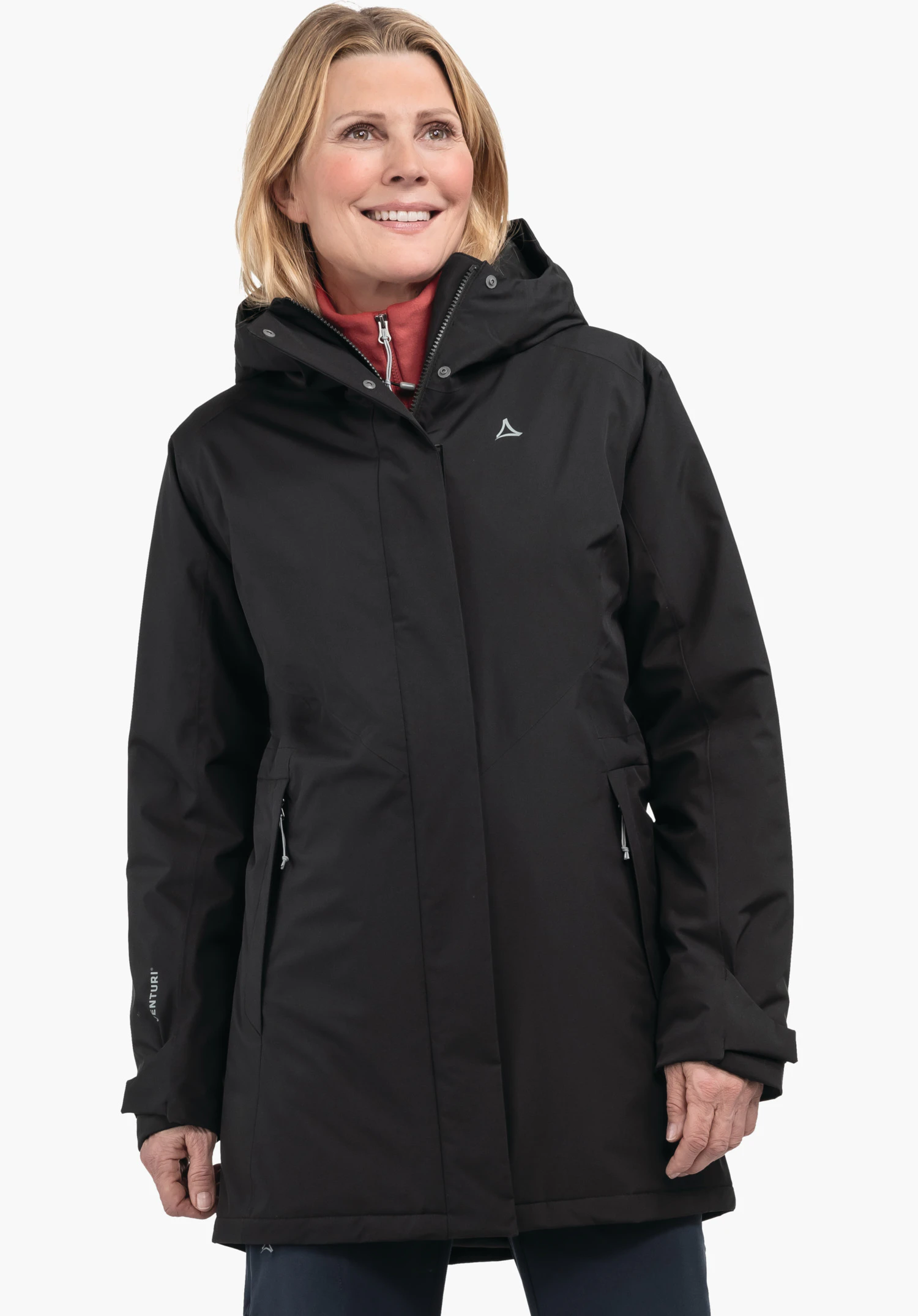 Parka Style Froda WMS in schwarz, getragen von einem weiblichen Model in Frontansicht mit aufrechtem Stand und entspannter Haltung vor weißem Hintergrund. (KI-generiert)