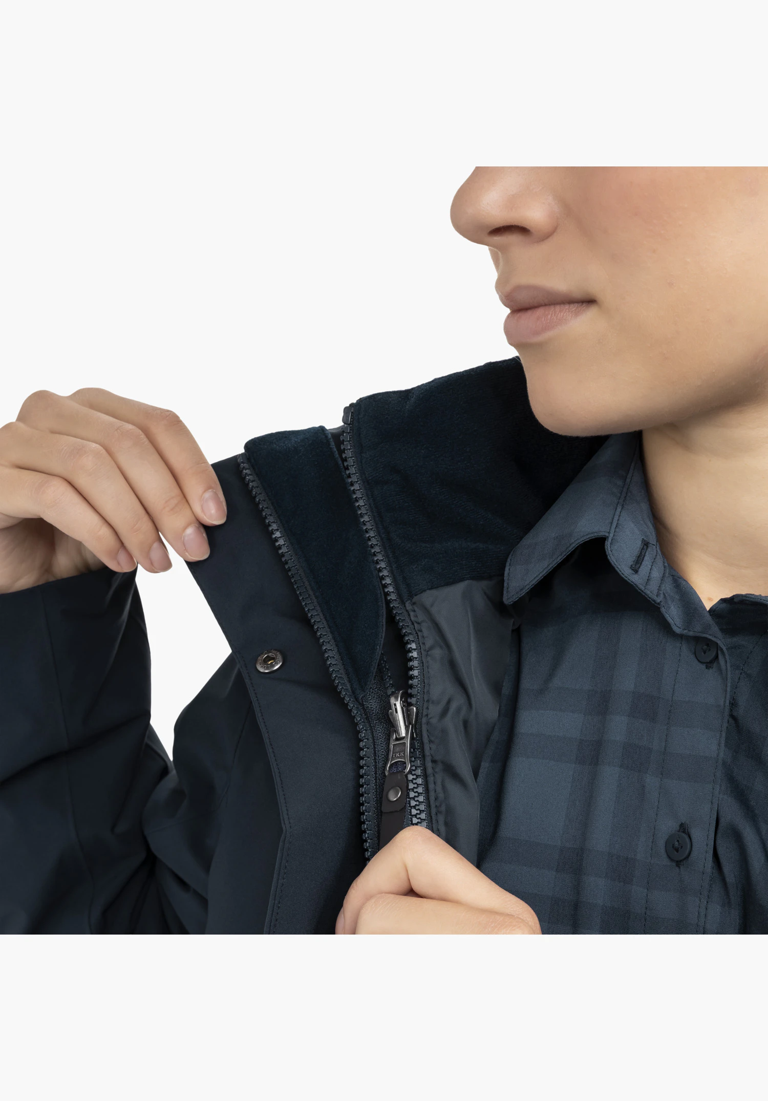 3in1 Parka Style Borkol WMS toont het kraaggedeelte met zachte voering en de verbindingsrits in blauw, close-up tegen een witte achtergrond.