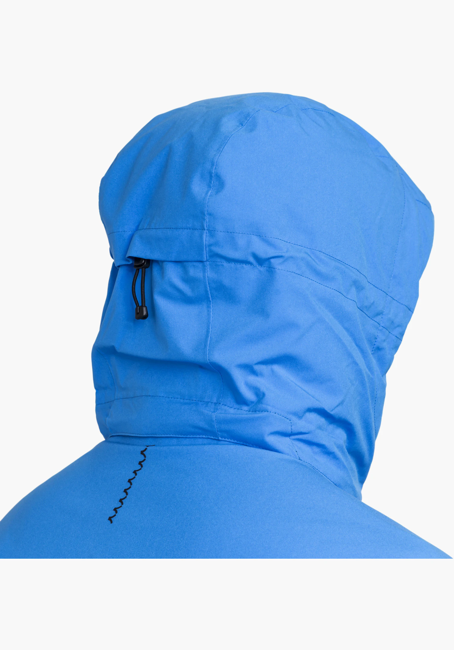 Jacket Style Zandwel MNS in blue shows the hood with an adjustable drawstring in a rear view, close-up against a white background.