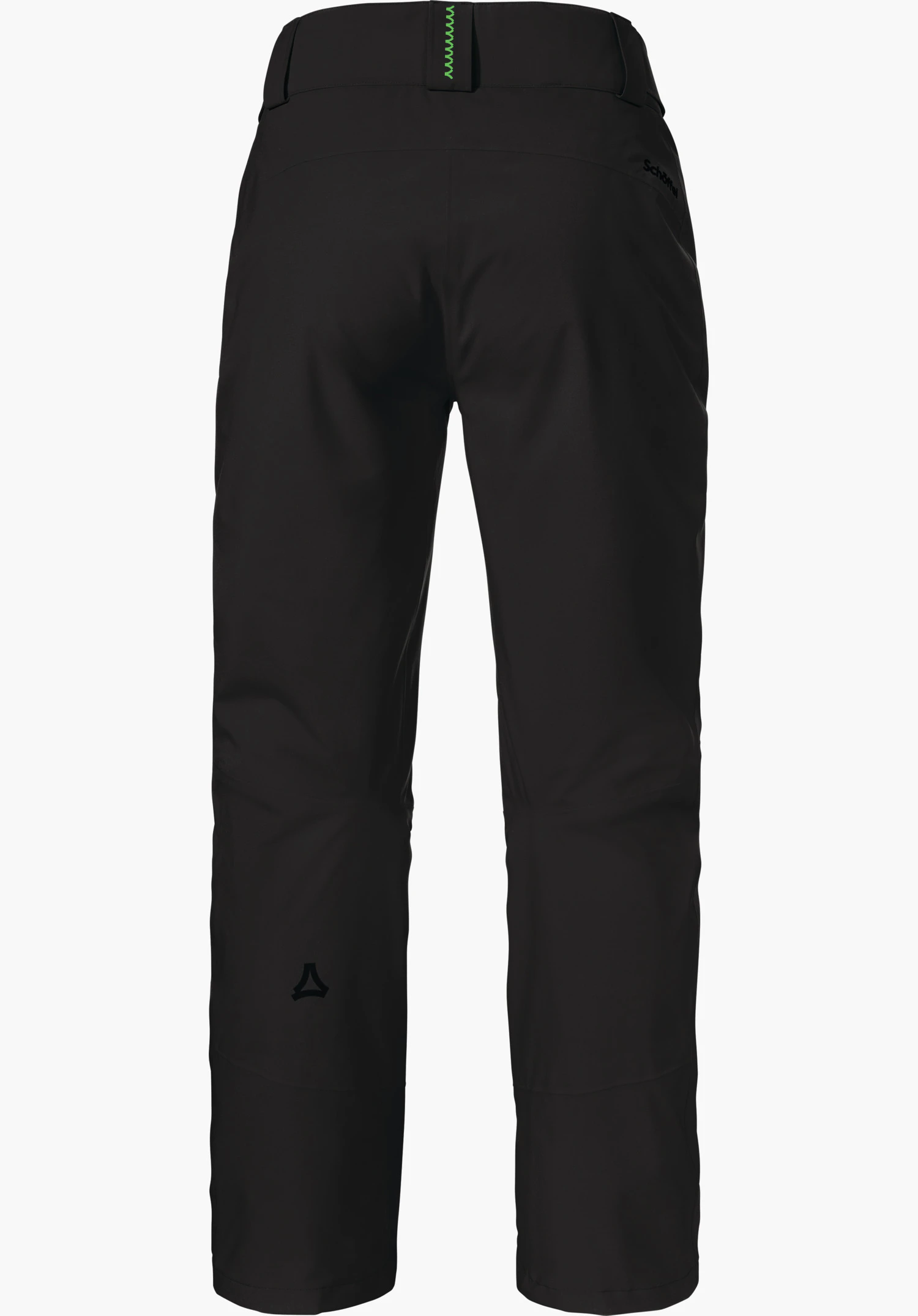 Pants Style Pine WMS Zwarte skibroek, achteraanzicht op witte achtergrond; groen sierstiksel aan de tailleband; opschrift “Schöffel” op de rechterheup; Schöffel-logo op linker onderbeen.