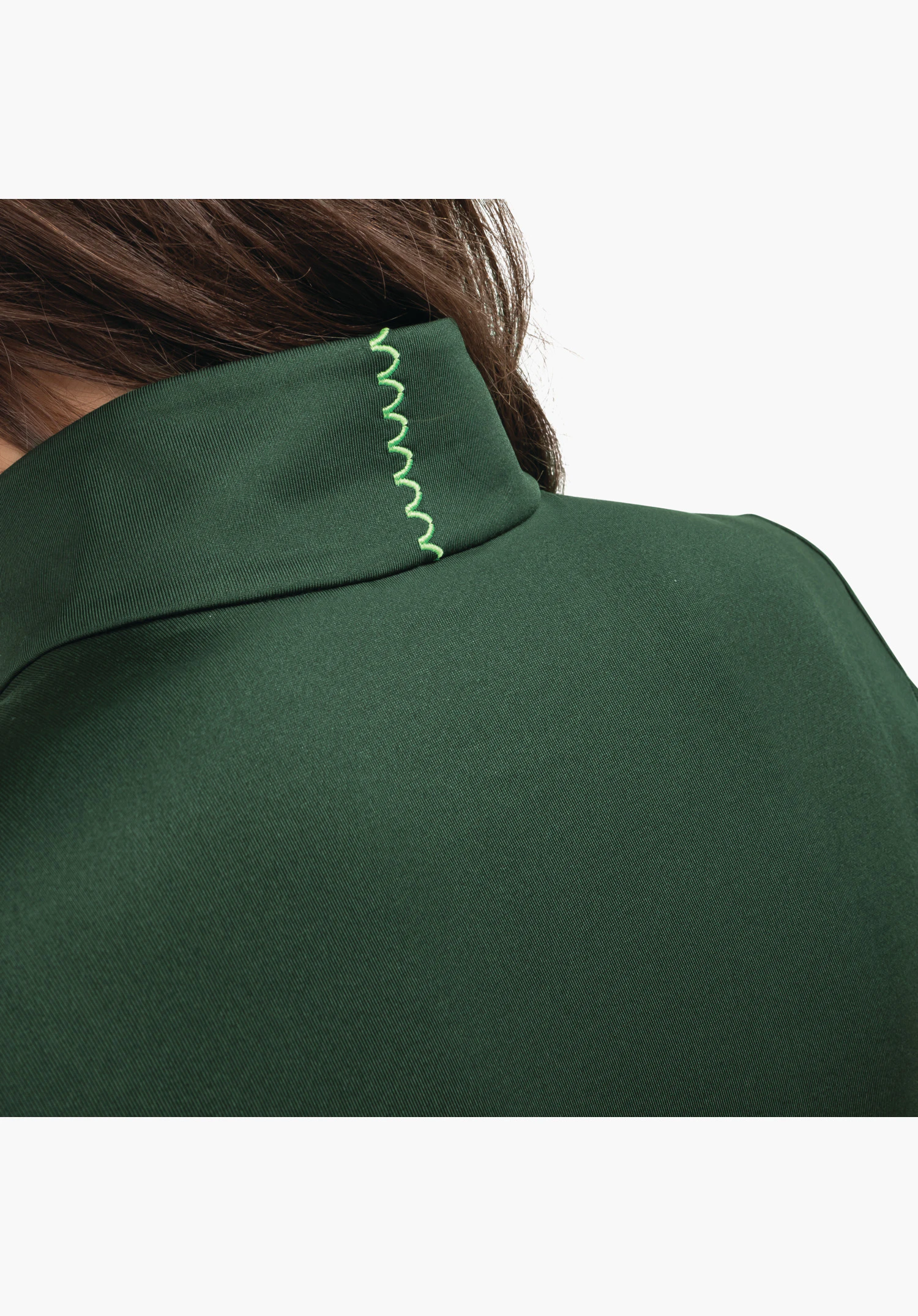 Longsleeve Style Pine WMS shows the green collar area on the back with distinctive zigzag decorative stitching, close-up against a white background.