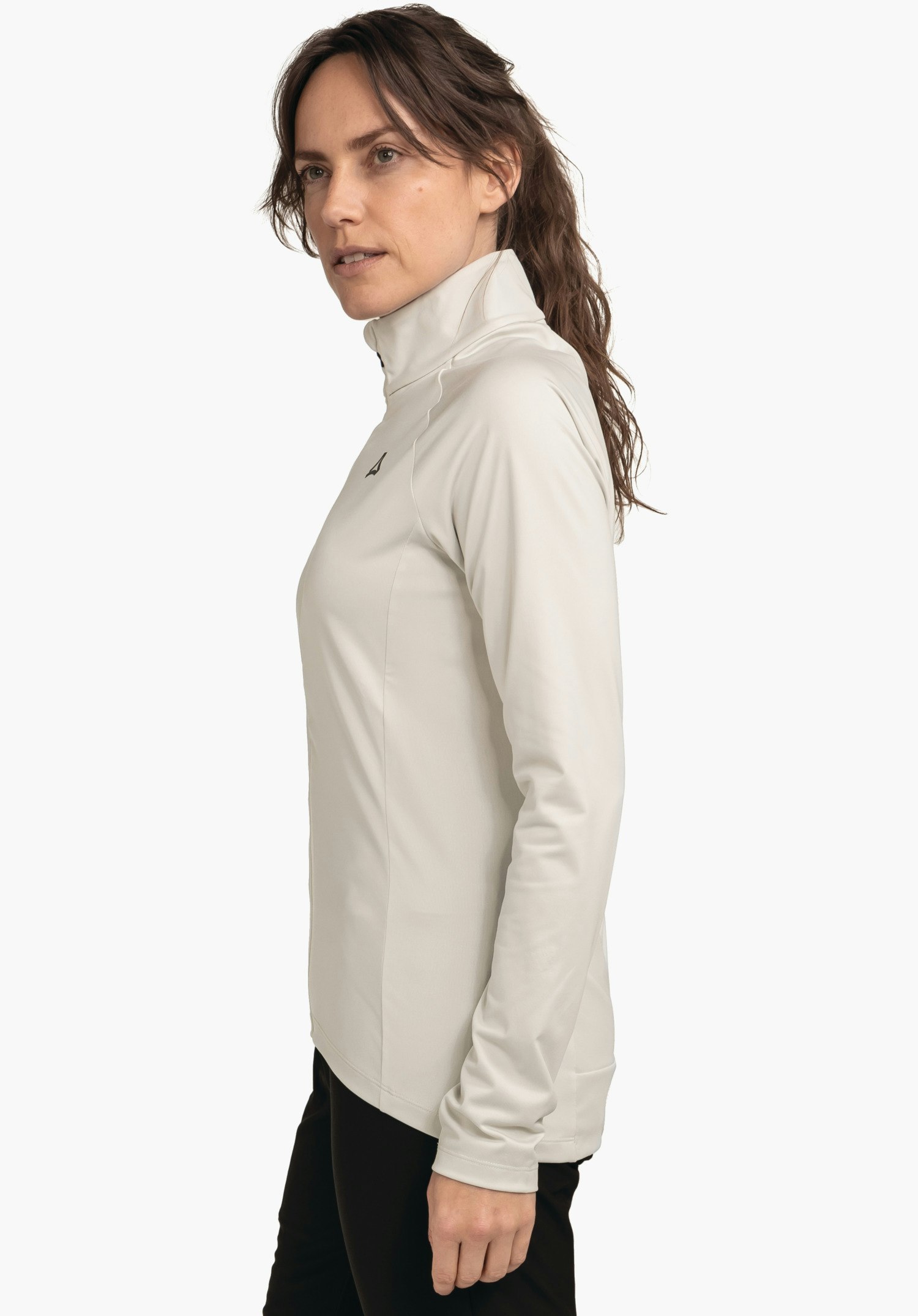 Longsleeve Style Kubena WMS light grey long-sleeve top with high collar, model stands side-on; Schöffel logo on chest; black trousers; light white background.