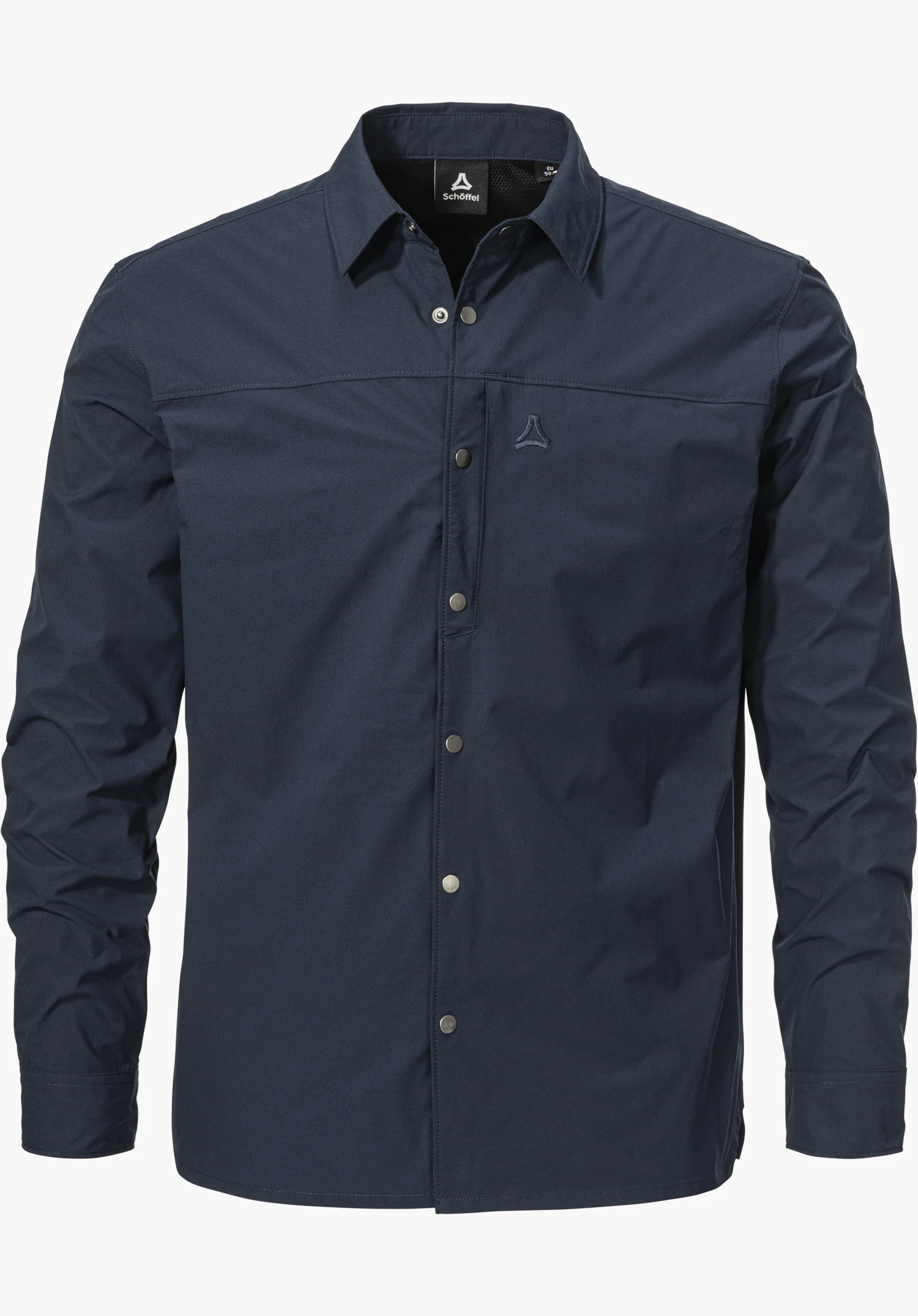 Shirt Style Maghera MEN présenté comme une chemise bleue à manches longues avec une patte de boutonnage et le logo Schöffel sur la poitrine, détouré sur fond blanc.