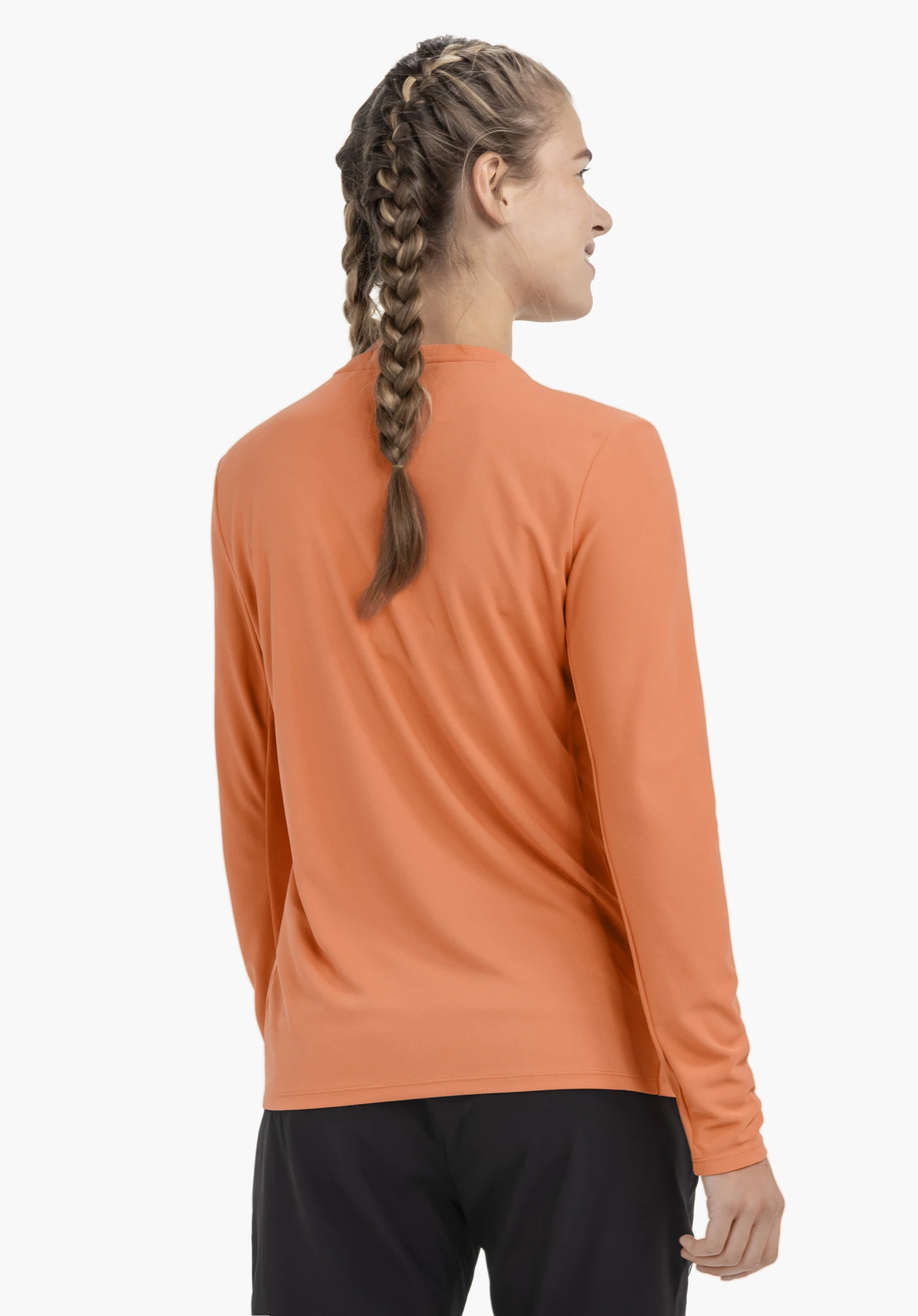 Longsleeve Style Enixa WMN en orange, présenté en vue de dos sur un mannequin sur fond neutre.