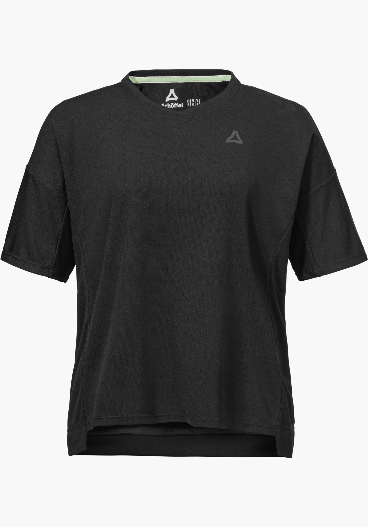 T Shirt Style Enixa WMN in der Farbe Schwarz mit V-Ausschnitt, kurzen Ärmeln und einem Schöffel-Logo auf der Brust, freigestellt vor weißem Hintergrund.