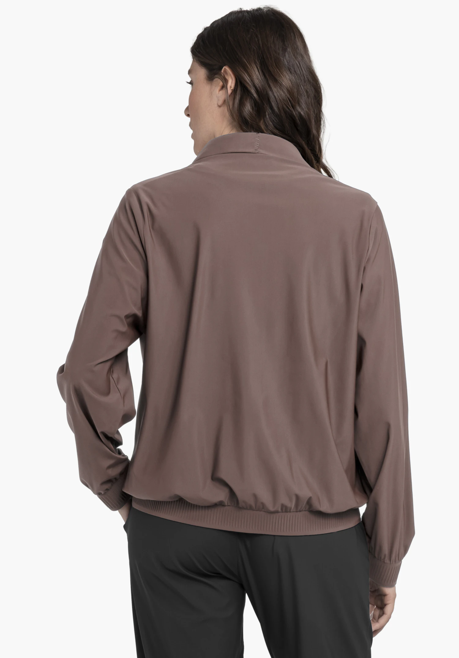 Jersey Jk Style Calmay WMN en marron vu de dos sur un fond neutre.