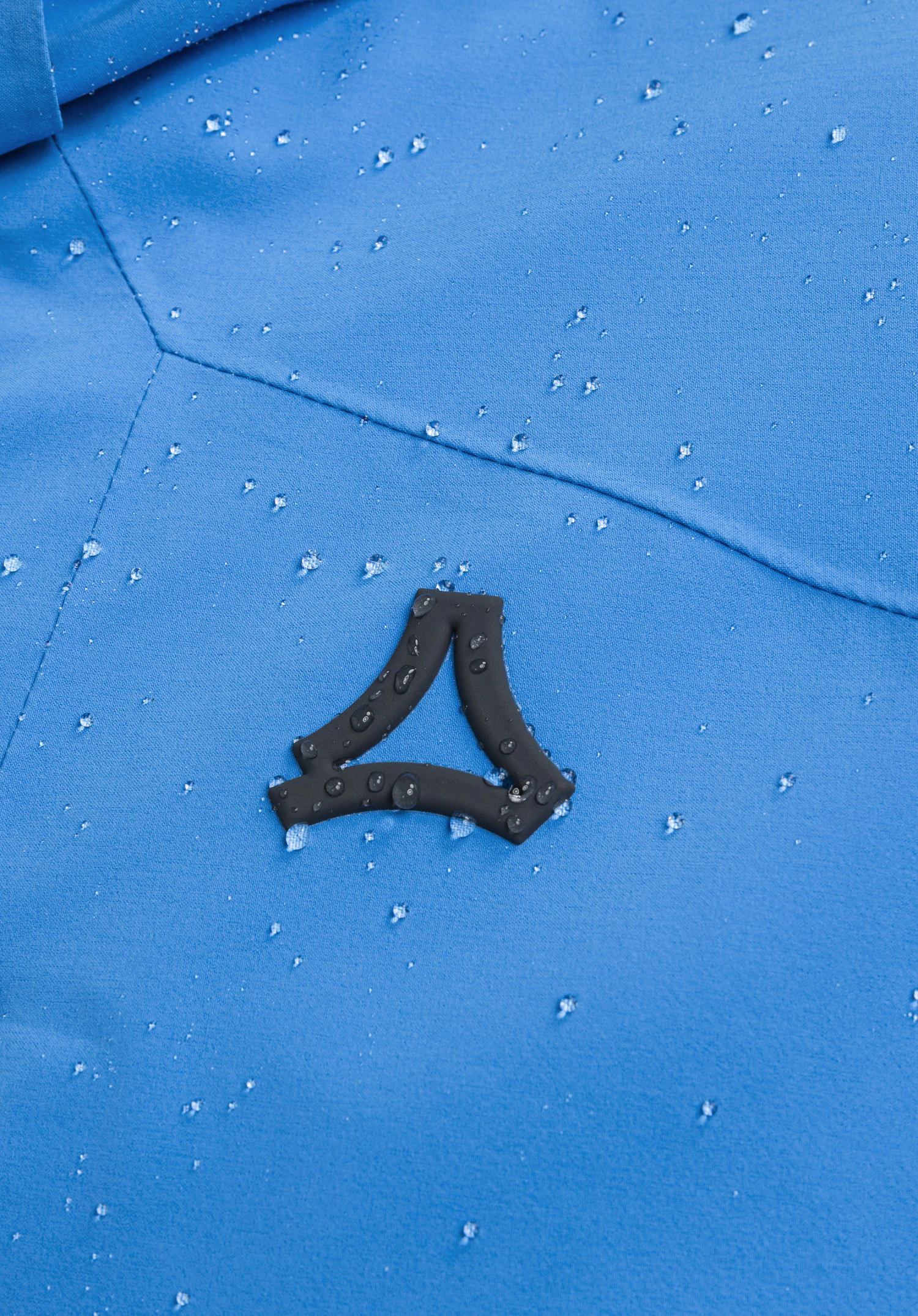 Jacket Style Pontre MEN in blue, worn by a male model standing upright in a side view against a white background. (AI-generated)